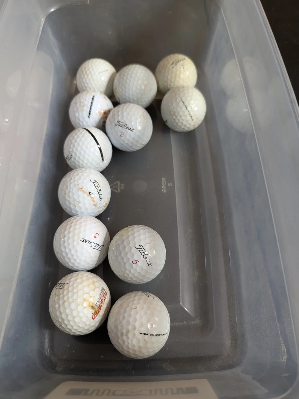 1 Dozen Near Mint Mixed Titleist Golf Balls